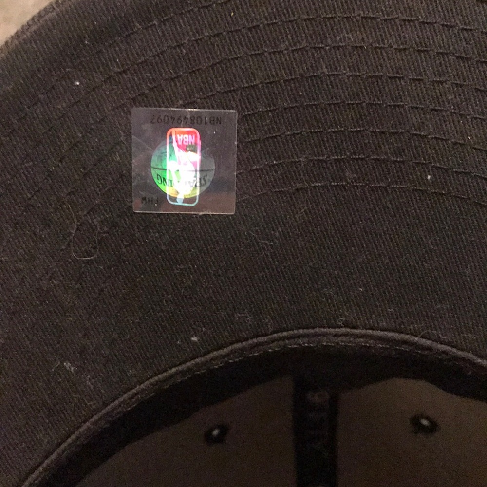 Toronto Raptors snapback cap - Picture 4 of 5